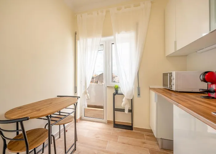 Guestready - Quiet Escape In セトゥーバル